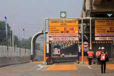 Tol Becakayu Seksi 1A...
