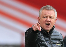Chris Wilder Mundur...