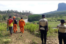 1 Warga Hilang Terseret...