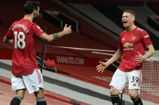 Gol Bunuh Diri West...