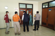 Geger, Penemuan Mayat...