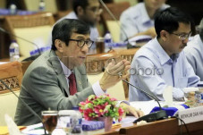 Segera Ambil Keputusan...