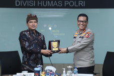 Polri dan KPI Bahas...