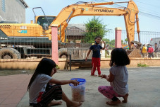 Kerahkan 180 Personel,...