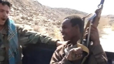 Houthi Rekrut Migran...