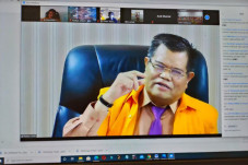Rektor UNM Dorong Mahasiswa...