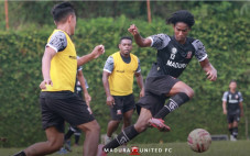 Menanti Ronaldo Torehkan...