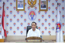 Kemenpora Bekali Pemuda...