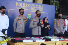 Polisi Ungkap Jual Beli...
