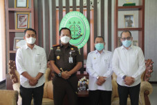 Silaturahmi, Bupati...
