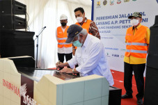 Jalan Tol Layang Pettarani...