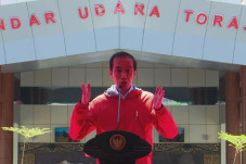 Bandara Toraja Diresmikan,...