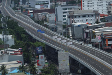 Jalan Tol Layang AP...