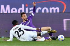 Nyaris Kalah, AC Milan...