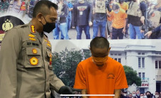 Kasus Pencurian Rumah...