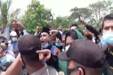 Demo Damai di PT EUP...