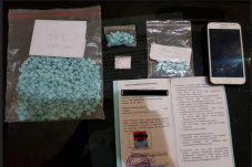 Polda Kepri Ringkus...