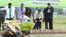 Kementan Ajak Petani...