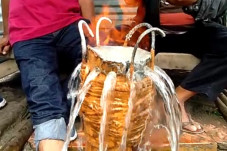 Penampakan Air dan Api...