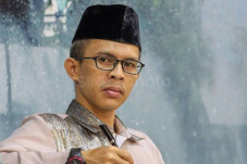 Dari Segi Hukum dan...