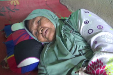 Tanggamus Gempar, Nenek-nenek...