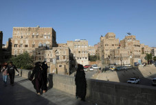 Arab Saudi Usulkan Gencatan...