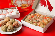 Kueh Moaci Gemini, Cemilan...