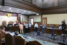 Marzuki Alie Cs Cabut...