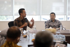 Bos Lippo Sebut Bisnis...