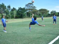 Tatap Laga Kedua Piala...