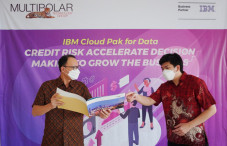 Lewat IBM Cloud Pak...