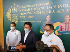 Gubernur dan Kadinda...