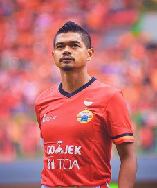 Bambang Pamungkas, Legenda...