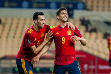 Gasak Kosovo, Spanyol...