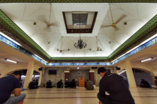 Sejumlah Pengurus Tempat...
