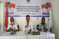 Pimpin Perindo Mabar,...