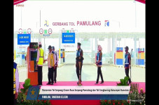 Resmikan Jalan Tol,...