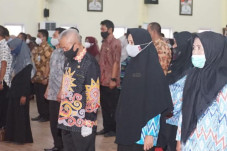 Pelantikan Pejabat Sempat...