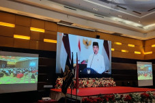 Presiden Jokowi Buka...
