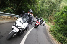 Tips Mengendarai Sepeda...