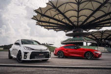Debut di Asia Tenggara,...