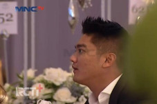 Sederet Artis Hadiri...