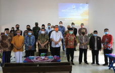 19 Tahun Penantian,...