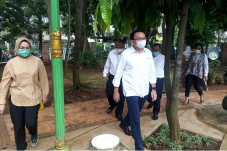 Ahok Puji Kemajuan Tangsel...