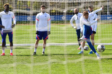 Porto Siap Bikin Bintang...