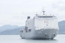 TNI AL Kirim Rumah Sakit...