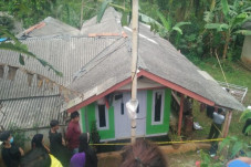 Ibu dan 2 Anak Tewas...