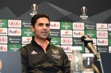 Liga Europa: Tiga Pemain...