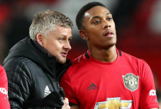 Cedera Lutut, Solskjaer...