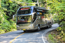 Belah Lintas Sumatera,...